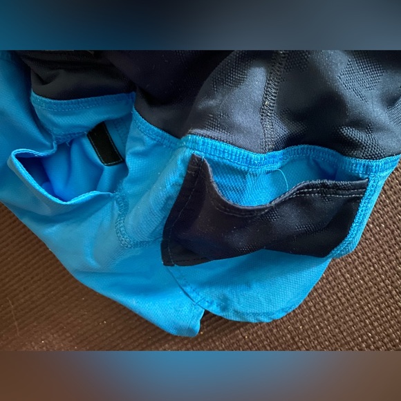 Rabbit Run “Mountain Climbers” Trail Pocket Race Shorts in Dress Blue, XS, USA - Picture 10 of 13